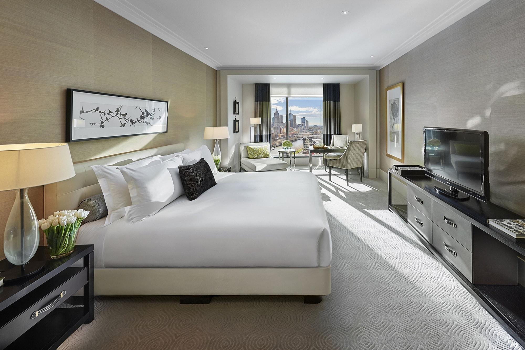 فندق Crown Towers ملبورن المظهر الخارجي الصورة A guest room at The Ritz-Carlton, New York, Central Park